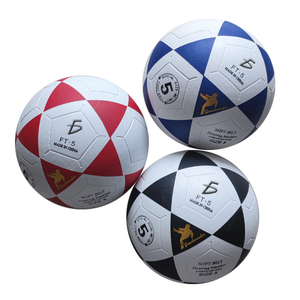 Ballon de football taille 5 pour le jeu et l'entraînement en extérieur - Product Image 1