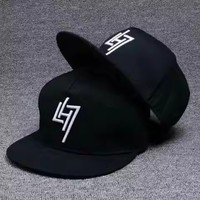 Casquettes ajustées personnalisées brodées pour hommes avec logo – Nouveauté, visière plate, style Fifty Snapback