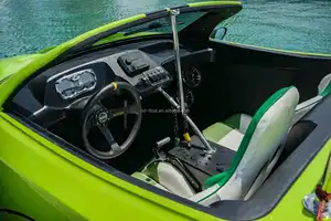 आधुनिक मज़ा पानी मनोरंजन उपकरण अस्थायी कार पानी के खेल के लिए नाव जेट कार नाव लक्जरी जेट स्की कार पर पानी