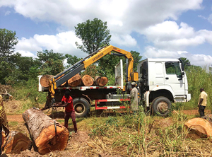 Grue à flèche micro chinoise chaude KSQZ105, mini grue de 5 tonnes montée sur camion pour les meilleurs prix - Product Image 3