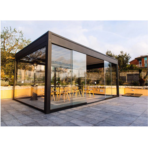 Pérgola de aluminio bioclimático duradero Advance con listones y postes de techo motorizados - Product Image 4