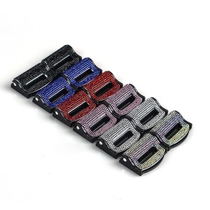 Clip de Hebilla de Cinturón de Seguridad de Coche con Diamantes Universales al por Mayor, Tope de Clip de Fijación de Cinturón de Seguridad de Coche, Accesorios de Coche Brillantes - Product Image 1