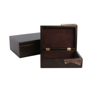 Scatola Decorativa Rettangolare in Ecopelle con Accessori in Alluminio, Moderna Scatola Portaoggetti per Gioielli, Arredo Casa - Product Image 2