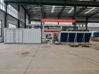 Centre de données hydrorefroidi pour le minage, conteneur de 20 pieds 1 MW avec tour de refroidissement et 180 unités d'espace