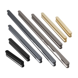 Küçük Vintage Siyah Altın Saten Alüminyum Alaşımlı Yeni Altın ve Siyah Uzun Dolap Kulpları Modern Mutfak Dolabı Donanımı - Product Image 1