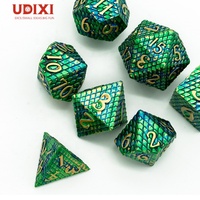 Udixi Polyhedral RPG Dungeons and Dragons Jeu de dés en métal personnalisé avec logo et motif d'écailles de dragon