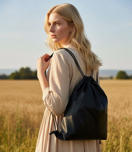 Pochette en nylon avec logo personnalisé <span class=keywords><strong>sac</strong></span> à cordon de luxe cadeau pour vêtements de sport <span class=keywords><strong>sac</strong></span> à cordon anti-poussière - Product Image 6