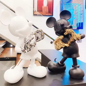 Décoration luxueuse et haut de gamme Mickey, faite à la main, souris tendance, décoration de bureau, poupées, cadeau d'amoureux, sculpture