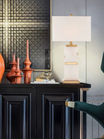 Lampe de table en marbre de style américain, luxe léger, avec LED et abat-jour en tissu, alimentation filaire pour hôtels, salons, chambres à coucher