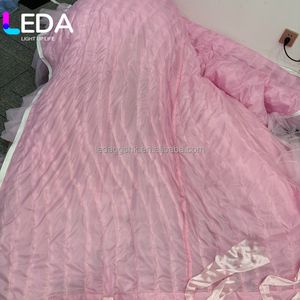 Panneau de toile de fond en tulle rose clair à volants LEDA OEM, mur de fleurs romantique en tissu pour mariage, baby shower, fête, décoration de photomaton - Product Image 3