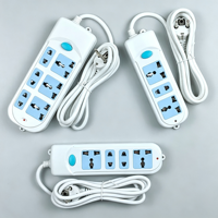 Regleta de Enchufes Universal para Uso Industrial y Doméstico con 6 Tomas de Corriente Alterna, Cable de 2 m, Puertos de Carga USB, IP22, 110-250 V