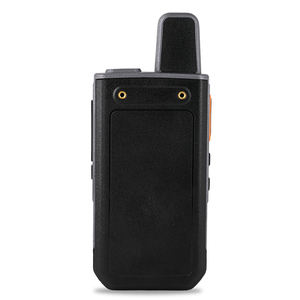 ETMY ET-C6 <span class=keywords><strong>pas</strong></span> <span class=keywords><strong>cher</strong></span> <span class=keywords><strong>longue</strong></span> <span class=keywords><strong>portée</strong></span> POC 4G LTE Radio bidirectionnelle Talkie Walkie De 100km avec écran - Product Image 5
