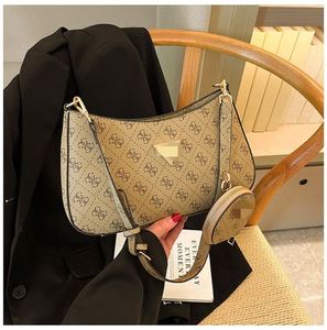 Nouveau sac à bandoulière carré petit et rétro à imprimé simple et chaîne, couleur unie, tendance, pour femmes - Product Image 6