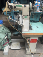 Machine à coudre industrielle d'occasion 168 pour la couture des bords de chaussures, machine à coudre latérale pour cuir, pour la fabrication de chaussures de plage