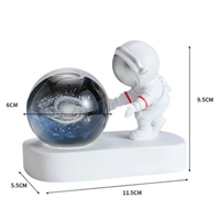 Lampe astronaute galaxie gravure lumineuse romantique 3D créative Led boule de cristal lumineuse espace homme veilleuse Table décor à la maison