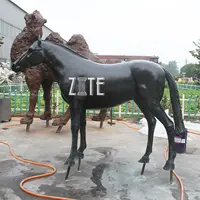تماثيل حصان عتيقة من البرونز بتصميم كلاسيكي للحلي