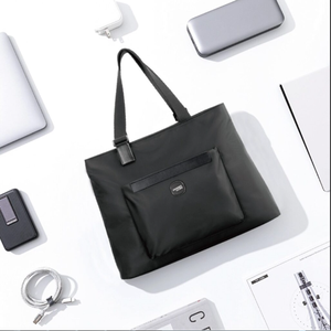 Sac fourre-tout grande capacité en similicuir avec impression sérigraphiée 11L – Polyvalent pour voyages, cadeaux et promotion - Product Image 5