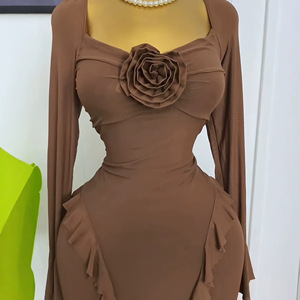 Abito Lungo Elegante con Volant e Colletto Quadrato Floreale, Nuova Collezione 2026, Abbigliamento Donna Transfrontaliero Europa e Stati Uniti - Product Image 2