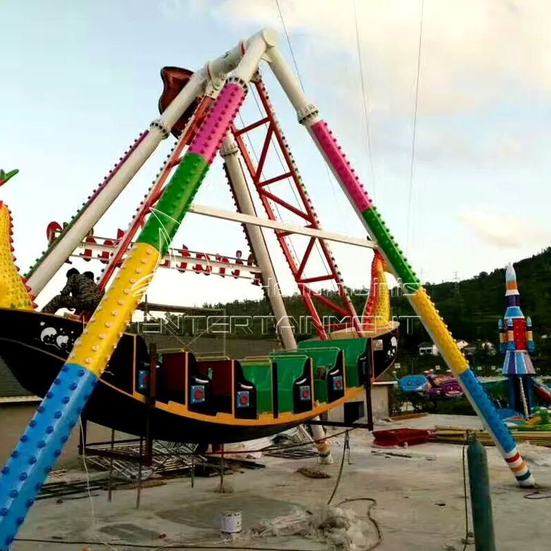 Équipement de terrain de jeu pour enfants et adultes, équitation de parc d'attractions de bateau de pirate à vendre