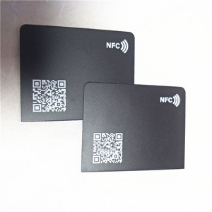 Biglietti da visita digitali per biglietti da visita NFC neri opachi - Product Image 2