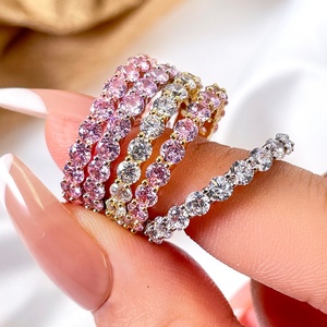 Anillo de Eternidad de Boda Elegante de Diseño Clásico y Sencillo, Anillo de Circonio de Alta Calidad para Mujer - Product Image 1