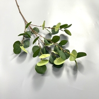 Künstliche Eukalyptusblätter und -stiele in Mehrfarbigen Herbsttönen für Hochzeitssträuße, Blumenarrangements und Heimdekoration