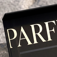 Confezione Regalo Premium Personalizzata per Eau De Parfum Nera e Scatola Magnetica per Fragranze con Scatola di Carta per Profumo