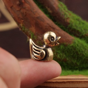 Statuette <span class=keywords><strong>in</strong></span> Metallo a Forma di Anatra <span class=keywords><strong>in</strong></span> Ottone, Artigianato <span class=keywords><strong>in</strong></span> <span class=keywords><strong>Bronzo</strong></span>, Graziose Decorazioni da Scrivania a Forma di Anatra - Product Image 1