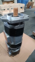 Ensemble de pompe 44083-61860 4408361860 pour chargeuse sur pneus Kawasaki 90ZV 90Z5 90ZIV-2, pièces de machines de construction