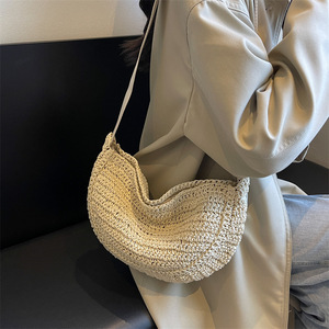 Sacs en paille tressés faits main de style coréen, tendance, imperméables, pour la plage et les vacances en bord de mer, avec une seule bandoulière et fermeture éclair - Product Image 1