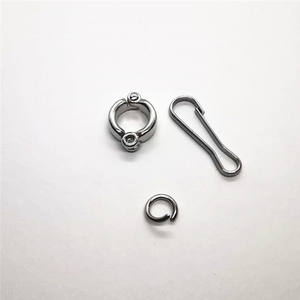 New Fashion Selling Best Pet Birds Flying Training guinzaglio anelli clip Pet Birds anello per gambe all'aperto in acciaio inossidabile in vendita - Product Image 4