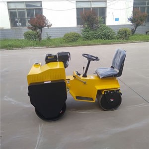 รถบดถนนแบบสั่นสะเทือนสองดรัมรถบดถนนแบบไฮดรอลิกพร้อมมอเตอร์ปั๊มสำหรับการก่อสร้างถนน - Product Image 4