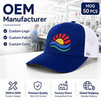 Gorra Trucker Unisex Personalizada con Logotipo Bordado Multicolor, Azul y Blanco, Transpirable, con Malla en la Parte Trasera, Ajustable, Casual, Promocional