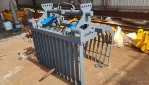 Herse à déchets robuste pour centrale électrique |   Grue à grande capacité d'aspiration d'eau avec système automatique de retrait des débris - Product Image 2