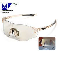 Lunettes de soleil sport photochromiques Kapvoe pour hommes et femmes, protection UV 100%, verres TR90 et monture TAC, VTT/Montagne/Vélo de route