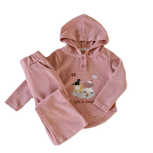 Un nouvel ensemble sweat-shirt à capuche deux pièces pour filles, élégant et tendance, pour l'automne. - Product Image 5