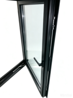Fenêtre à battant en aluminium avec verre trempé transparent