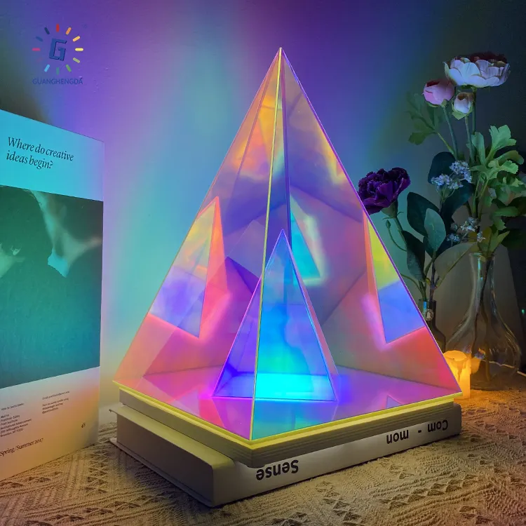 Luces de modelado nocturno de alta calidad, lámpara Led triangular de acrílico, mesa de pirámide infinita con Usb