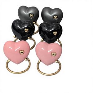 Urna Funeraria Decorativa Moderna de Aluminio con Forma de Corazón Pequeño para Cenizas Humanas o de Mascotas, 3 Pulgadas Cúbicas, Duradera, Hecha a Mano y Personalizable - Product Image 3