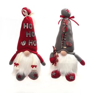 Gnomes de Noël lumineux à LED avec <span class=keywords><strong>NOEL</strong></span> et HO HO HO Chapeaux lettrés assis sur une voiture vintage Couleur rouge gris Décoration festive - Product Image 5