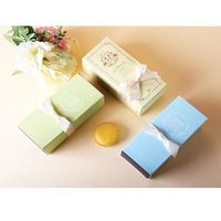 Emballage personnalisé pour macarons, biscuits et chocolats avec logo privé, gaufrage, pelliculage mat et matériaux recyclés – Idéal pour cadeaux de mariage