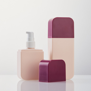 Botella de Spray con Bomba y Tapa, Cuadrada, Recargable, de HDPE/PP, 100ml/150ml, Color Personalizado Naranja/Blanco, para Loción, Venta al Por Mayor - Product Image 1