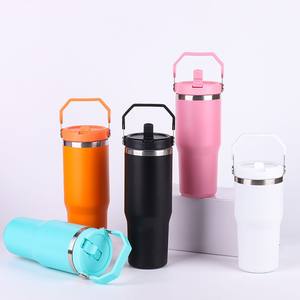 Vaso Térmico <span class=keywords><strong>de</strong></span> Acero Inoxidable Ice King <span class=keywords><strong>de</strong></span> 30 oz (890 ml) con Pantalla <span class=keywords><strong>de</strong></span> Temperatura, Taza <span class=keywords><strong>de</strong></span> Café Portátil para Regalos Empresariales - Product Image 2