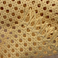 Tissu en rotin synthétique tressé à gros trous de 10,5 mm pour porte de placard, maille décorative – Approvisionnement direct usine pour l'export.