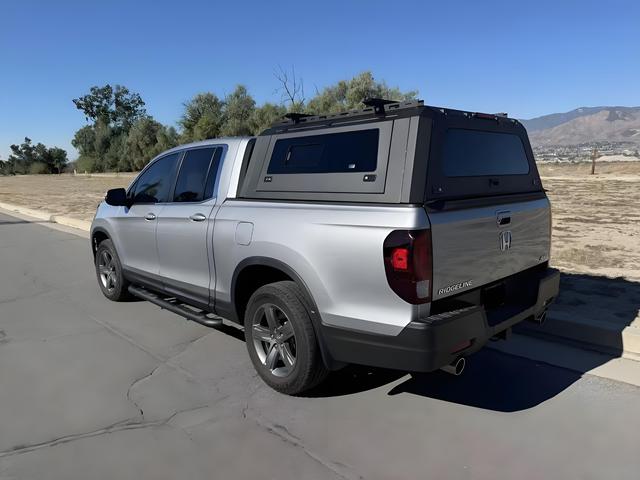 Lightweight Aluminum Expedition Truck Camper Canopy Custom Outdoor Professional Pickup for Hilux SR5 Car