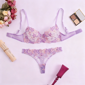 ロマンチック魅力的な女性セクシーな薄手ランジェリーセットレース刺繍ボディシェイプ半透明高級ランジェリーブラパンツセット - Product Image 1