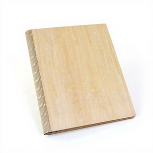 Carnet de grossesse personnalisé avec gravure laser, journal de souvenirs, cadeau quotidien, enregistrement des souvenirs, premier livre de bébé, journal de maternité, journal des étapes importantes du sexe du bébé - Product Image 1