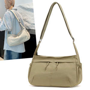 Bolso de Hombro Estilo Japonés para Mujer, Gran Capacidad, Nylon, Bandolera, Resistente al Agua, Uso Diario, Primavera 2025, Beige - Product Image 1