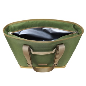 Sac isotherme souple pliable et étanche pour 24 canettes, personnalisable avec logo, en polyester durable, idéal pour les pique-niques, le camping et les voyages - Product Image 2