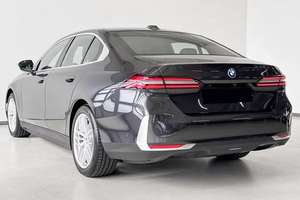 <span class=keywords><strong>BMW</strong></span> Serie 5 <span class=keywords><strong>530e</strong></span> Sedán 2025 de Alto Rendimiento, Usado, Limpio, Listo para Enviar - Product Image 3